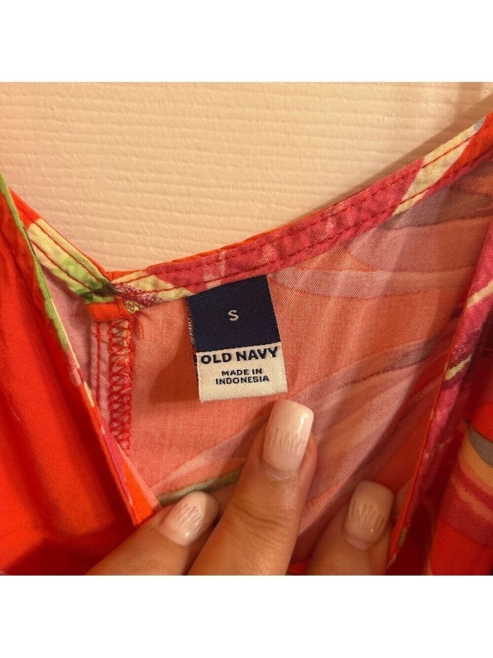 Old Navy Vibrant Orange and Pink jumper - Picture 3 of 4